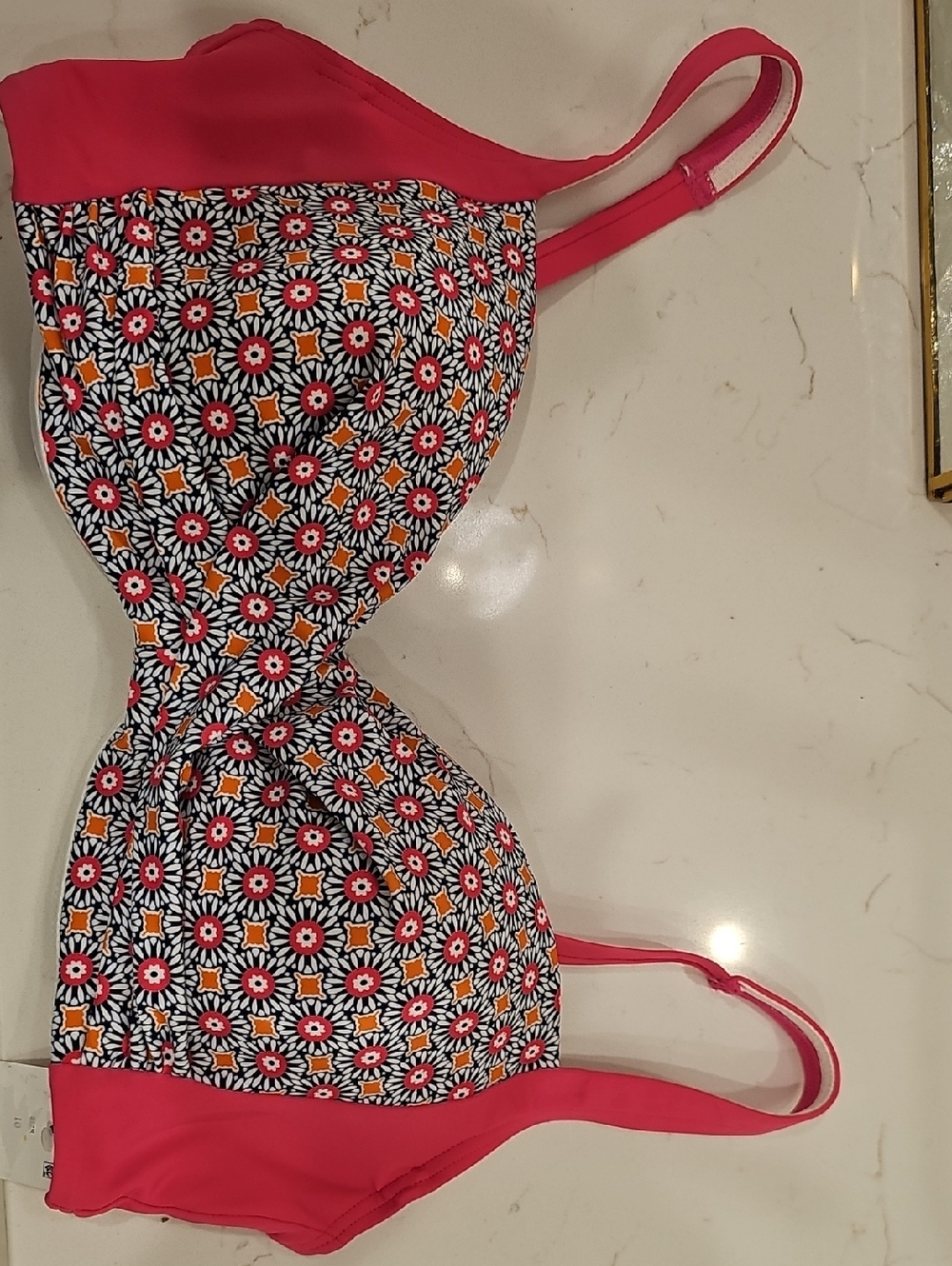 Lands EndHot Pink And Geometric Pattern Swim Top New With Tag.